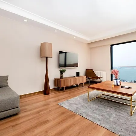 Luxurious With Bosphorus View Apartment *